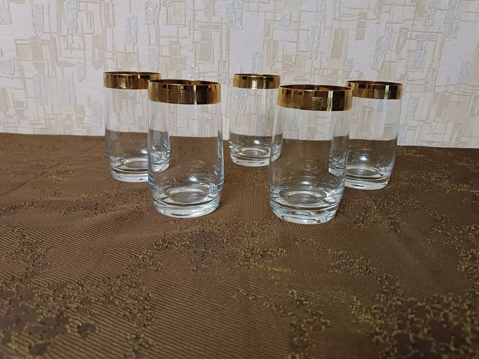 Продам столовую посуду