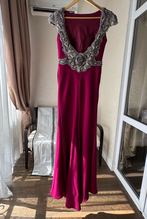 Вечернее платье от TARIK EDIZ