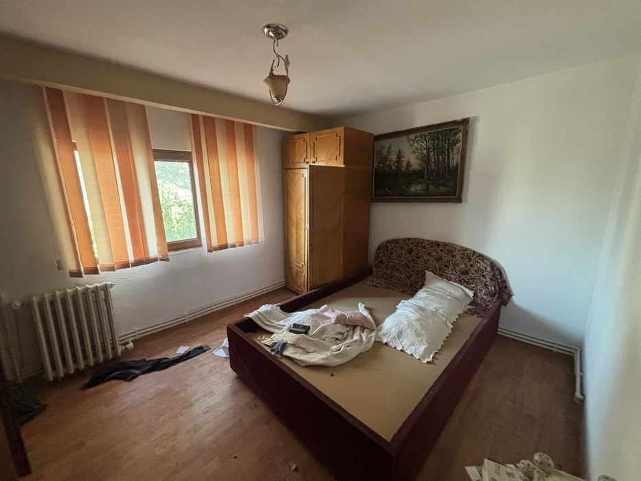 Apartament etaj 1 ramnicul sarat