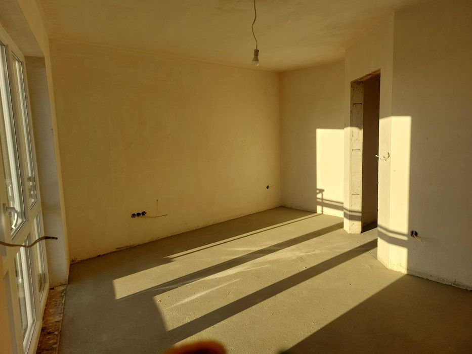 Продава се Тристаен апартамент в Варна, Погреби - 100 кв.м за 765 €/кв.м - Снимка #5