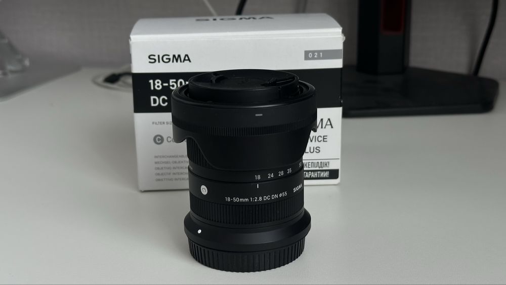 Продам sigma 18-50 mm 2.8 для Canon RF
