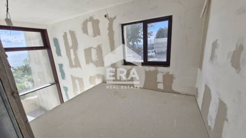 Продава се Четиристаен апартамент в Варна, Чайка - 195 кв.м за 1077 €/кв.м - Снимка #1