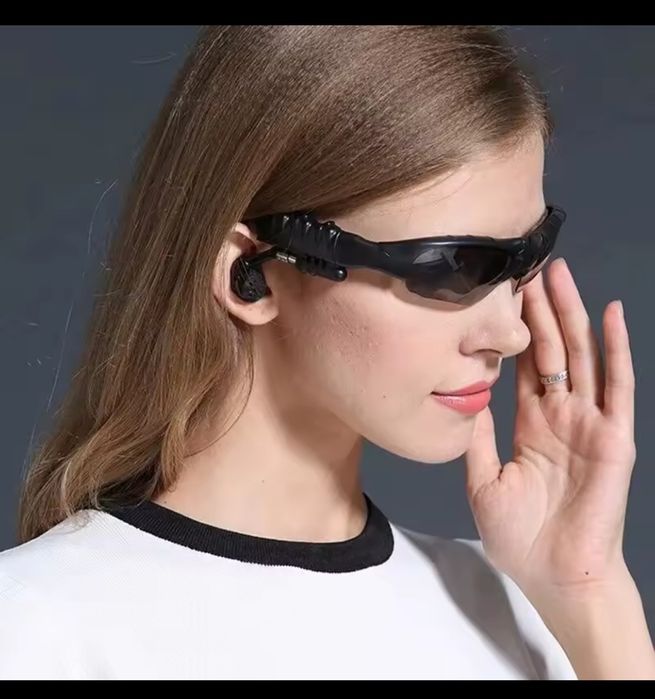 Слънчеви очила с вградени блутуут слушалки