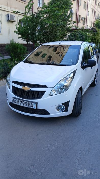 Spark avtomobil 2013 sotiladi
