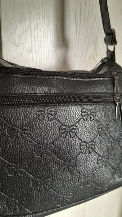 Продам сумку через плечо
