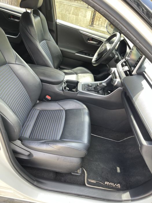Toyota Rav4 4x4 Hybrid 2.5 222CP 11.2020 Keyless Piele Garantie 2027