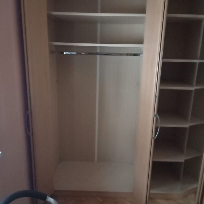 Dressing pentru haine