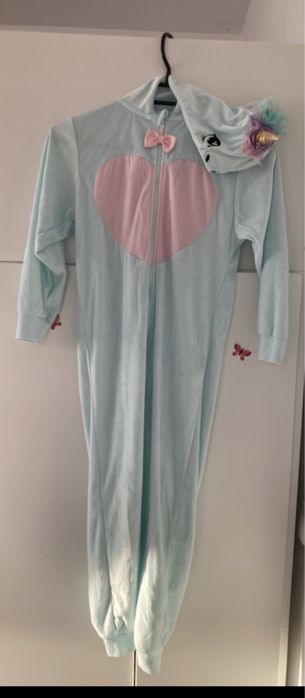 Costum Unicorn pt fetite 6-8 ani