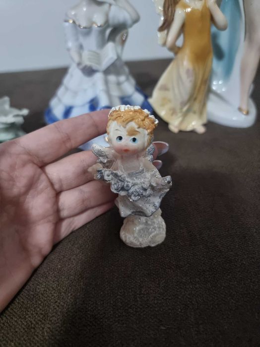 Bibelouri de vanzare Slobozia • OLX.ro
