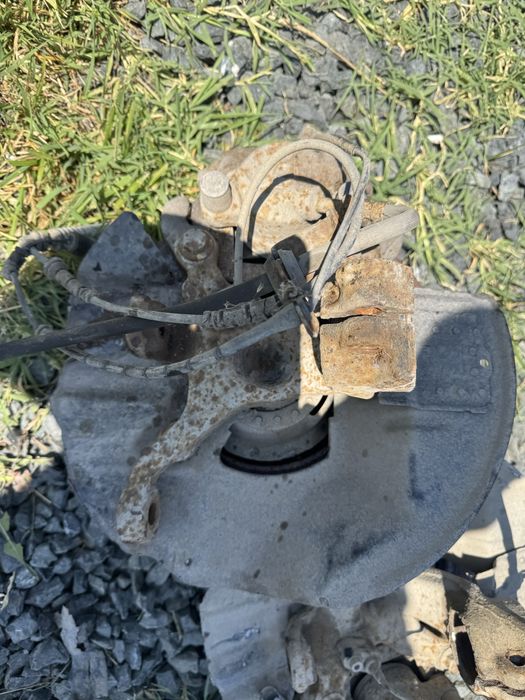 Fuzeta fata stanga dreapta  bmw e46 seria 3