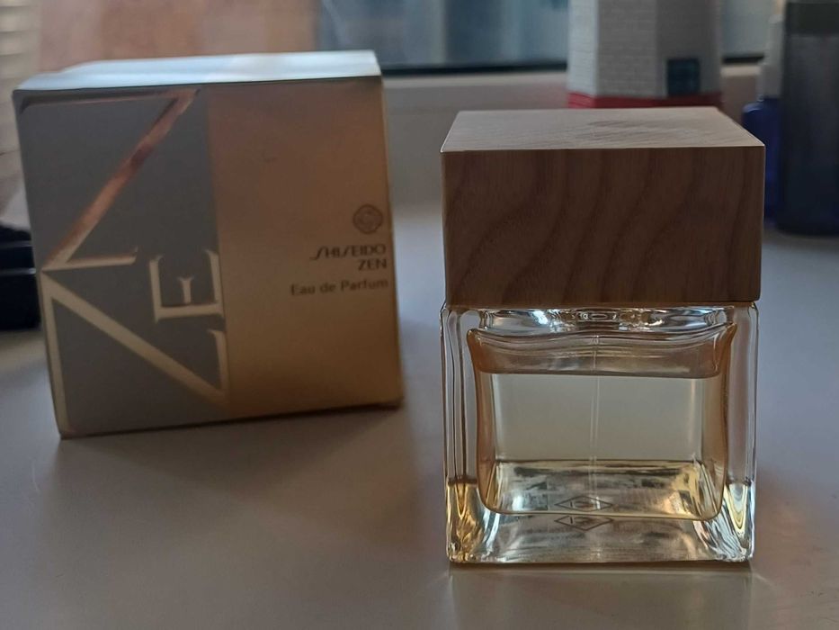 Парфюм SHISEIDO Zen.