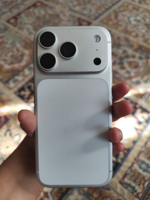 IPhone 17 pro 256 гб