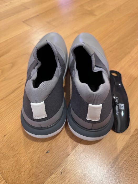 Pantofi Guy Laroche