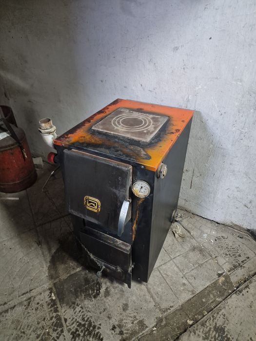 Продаю отопительный котел