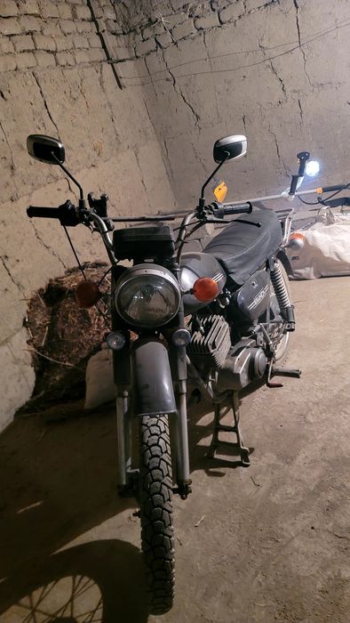 Mensk motosekil zuridan