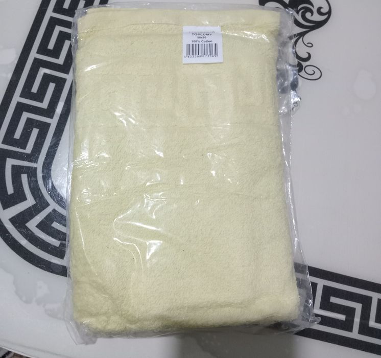 Продам дёшево новые полотенца