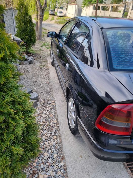 vanzare autoturism opel astra G-Berlina