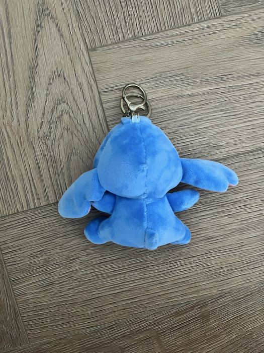 Продаются разные брелки на сумку-портфель