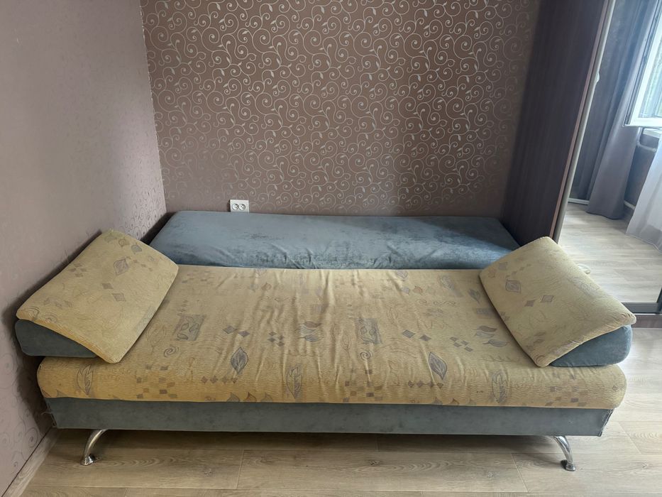 Продам раздвижную тахту