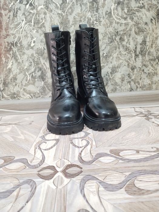 Продам осенние сапоги