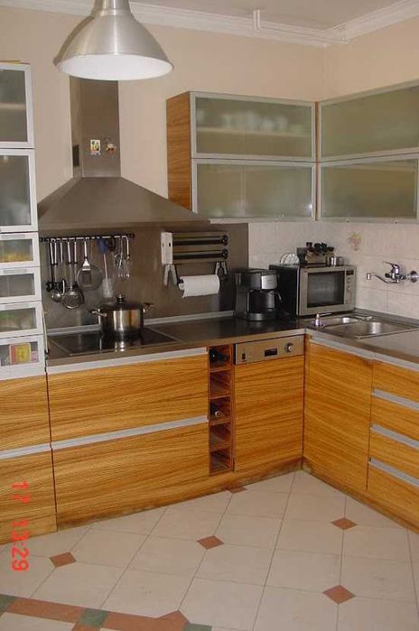 Дава се под наем Къща в Банкя - 210 кв.м за 1300 € - Снимка #3