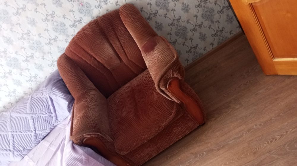 Диван и два кресла за 5 тысяч