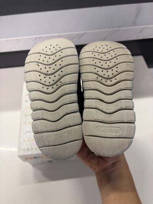 Детски маратонки Nike-flex runner- 21,23/ боти Geox-23/ сандали  Champion- 24