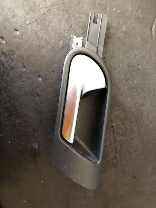 maner usa interior  stanga spate vw jetta