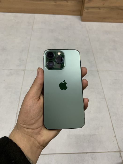 Iphone 13 pro green