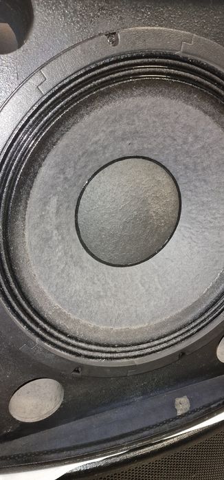 Bași Turbosound txd-118