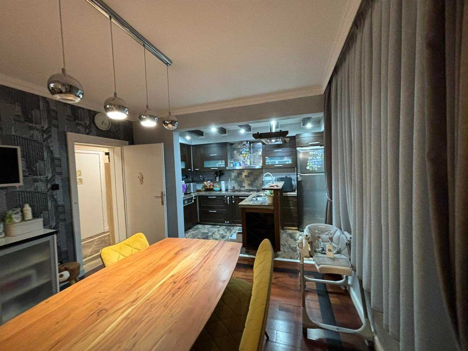 МНОГОСТАЕН 130 кв.м., град Карлово