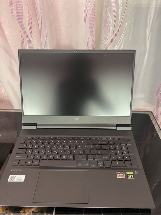 Notebook Hp Victus srochni