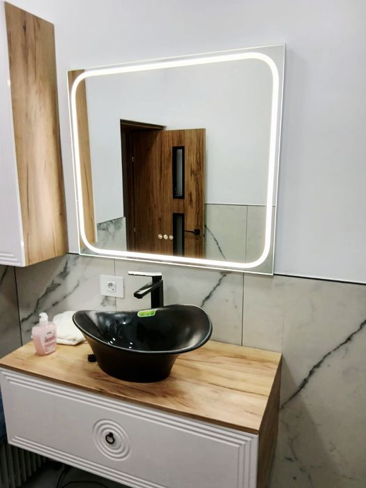 Apartament central busteni vând sau schimb cu Mașina -/+ diferența