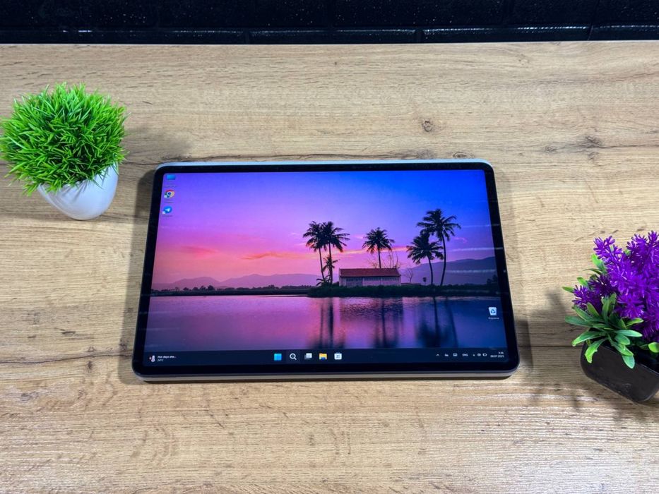 Surface Laptop Studio 2 - 14.4”32гб 4050