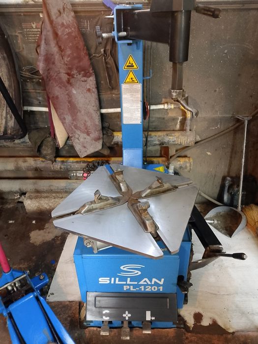 Продоется Шиномонтажный станок