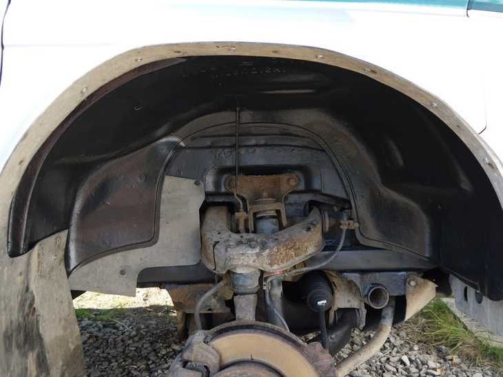 подкрылки Mitsubishi Delica