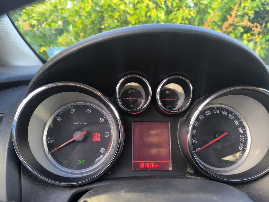 OPEL Astra 2012 — imagine 3