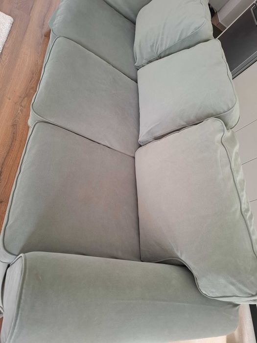 Hăinute ce se vede in poză