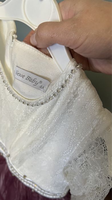 Продам платье для девочки 122-128 см