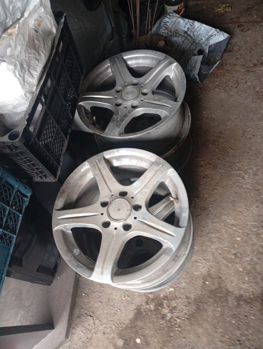 Продам диски хорошем состоянии