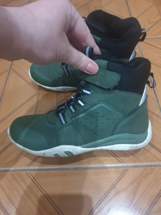 Adidas nr 34 impecabili