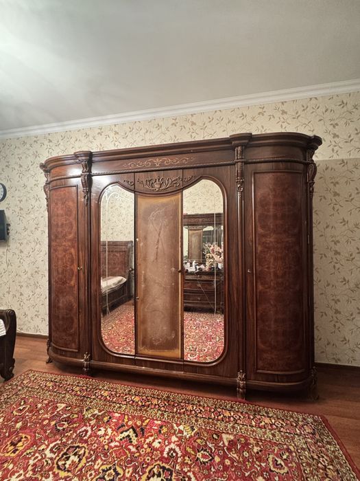 Спальный гарнитур полный комплект