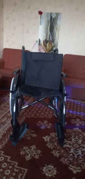 Инвалидная коляска