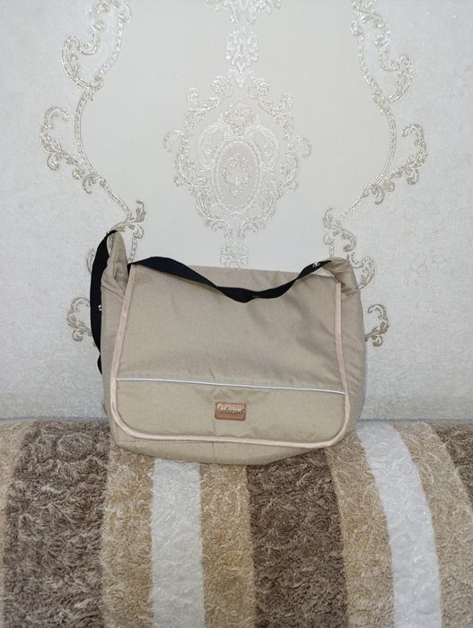 Sumka kiyim soladigan