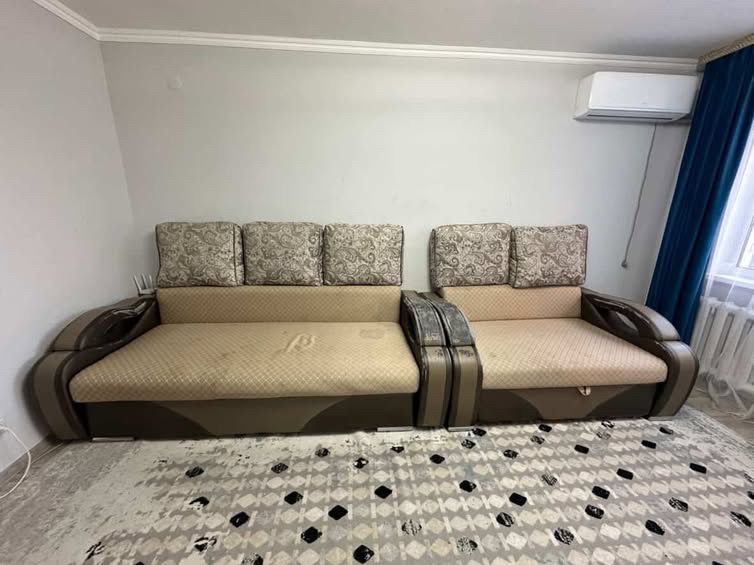 Продам большой модульный диван 2 части