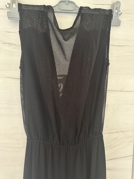 Salopeta neagra cu plasa pe spate, marca Poema