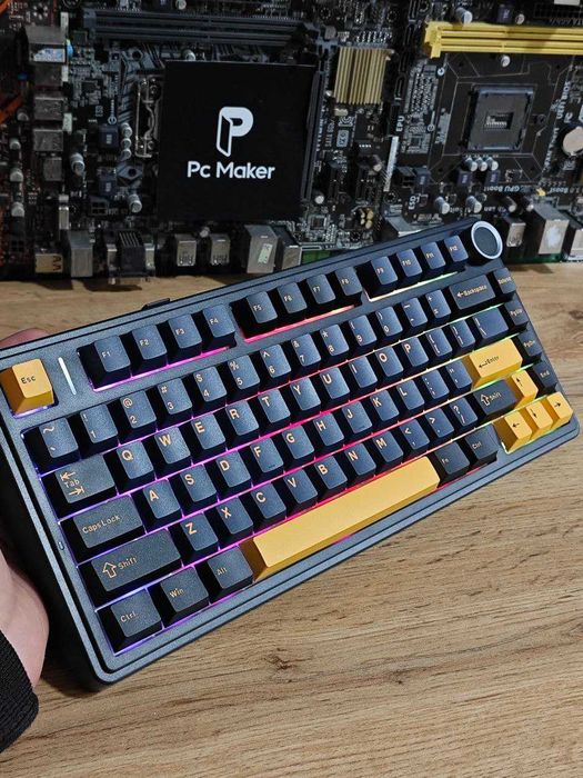 Aula f75 есть разные