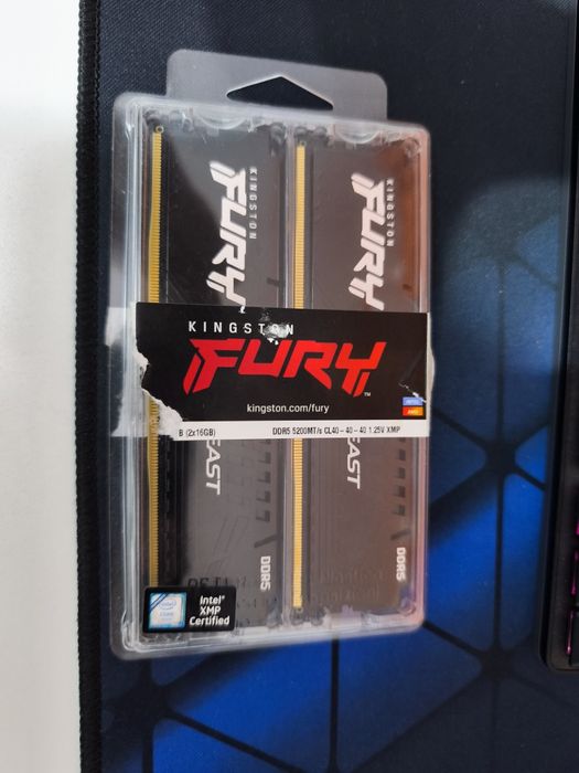 Plăcuțe RAM Kingston Fury