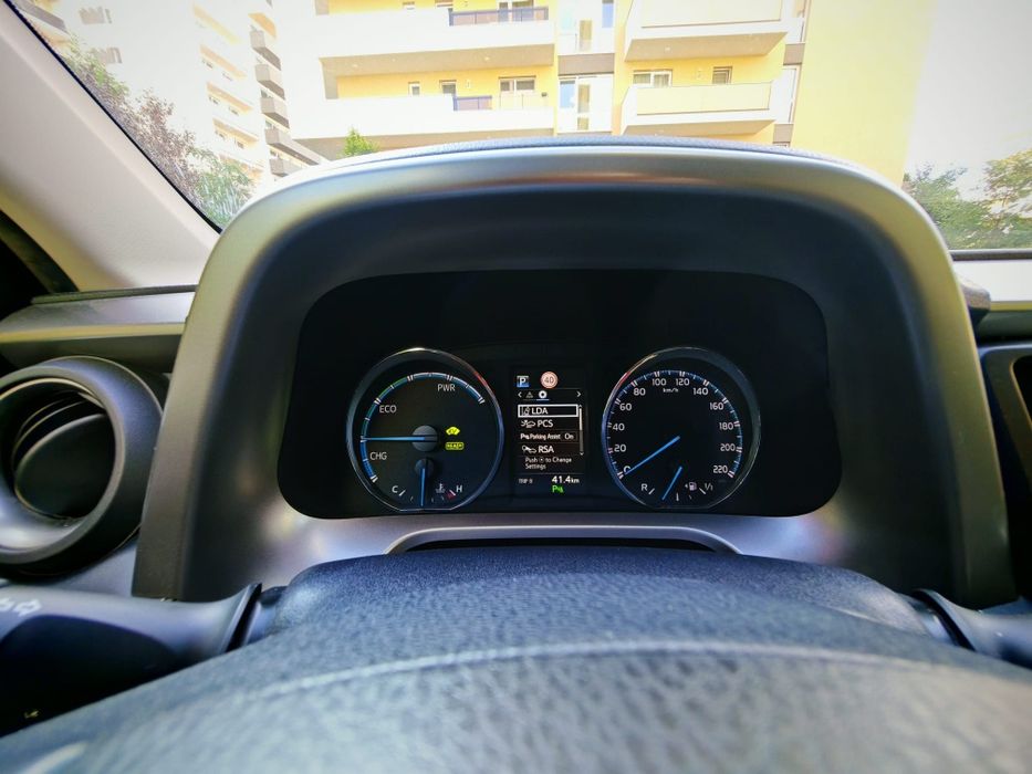 Toyota Hibrid 2018 rav 4