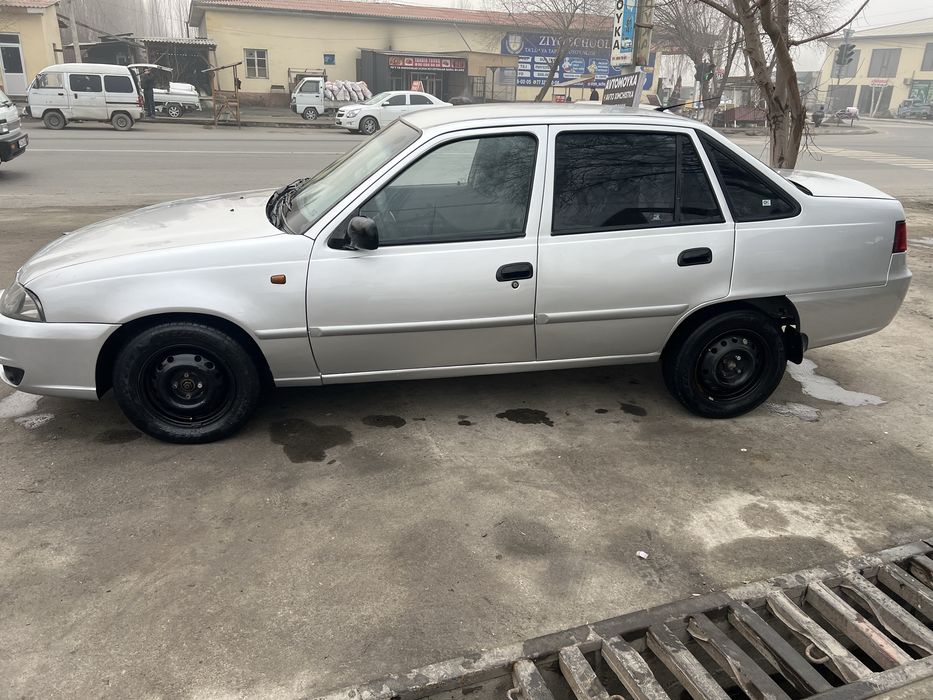 Нексиа 2 сотилади томдан пасида каска бор